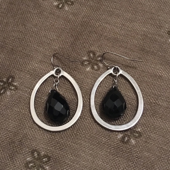 Vintage Silver Tone and Black Bead Dangle Hook Earrings - Picture 4 of 7